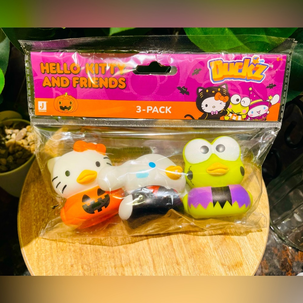 Hello Kitty 🧡 Halloween Duckz Limited Edition 2024, Sanrio - Picture 4 of 6
